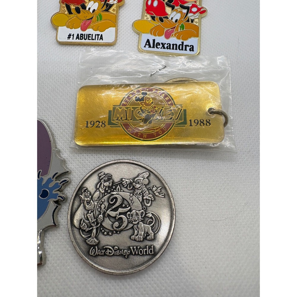 Disney Keychain Coin Lot Stitch Mickey Minnie 60th 25th Anniversary Abuelita - Picture 3 of 7
